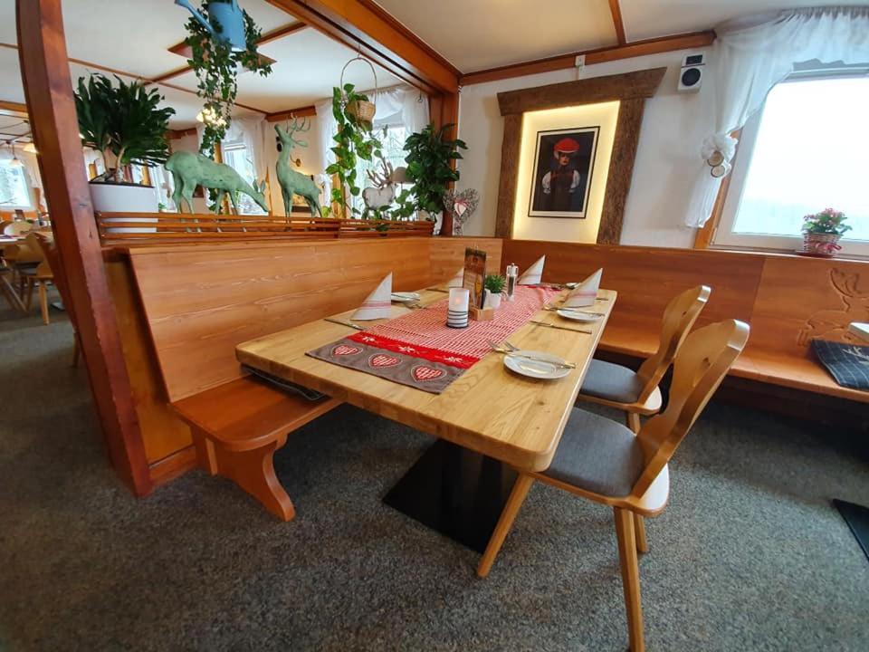 Gasthaus Zum Hirschen فورتفاغن المظهر الخارجي الصورة
